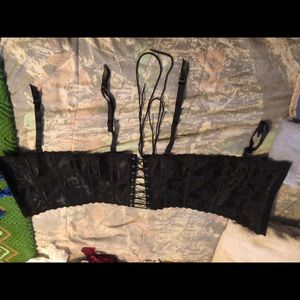 Black garter